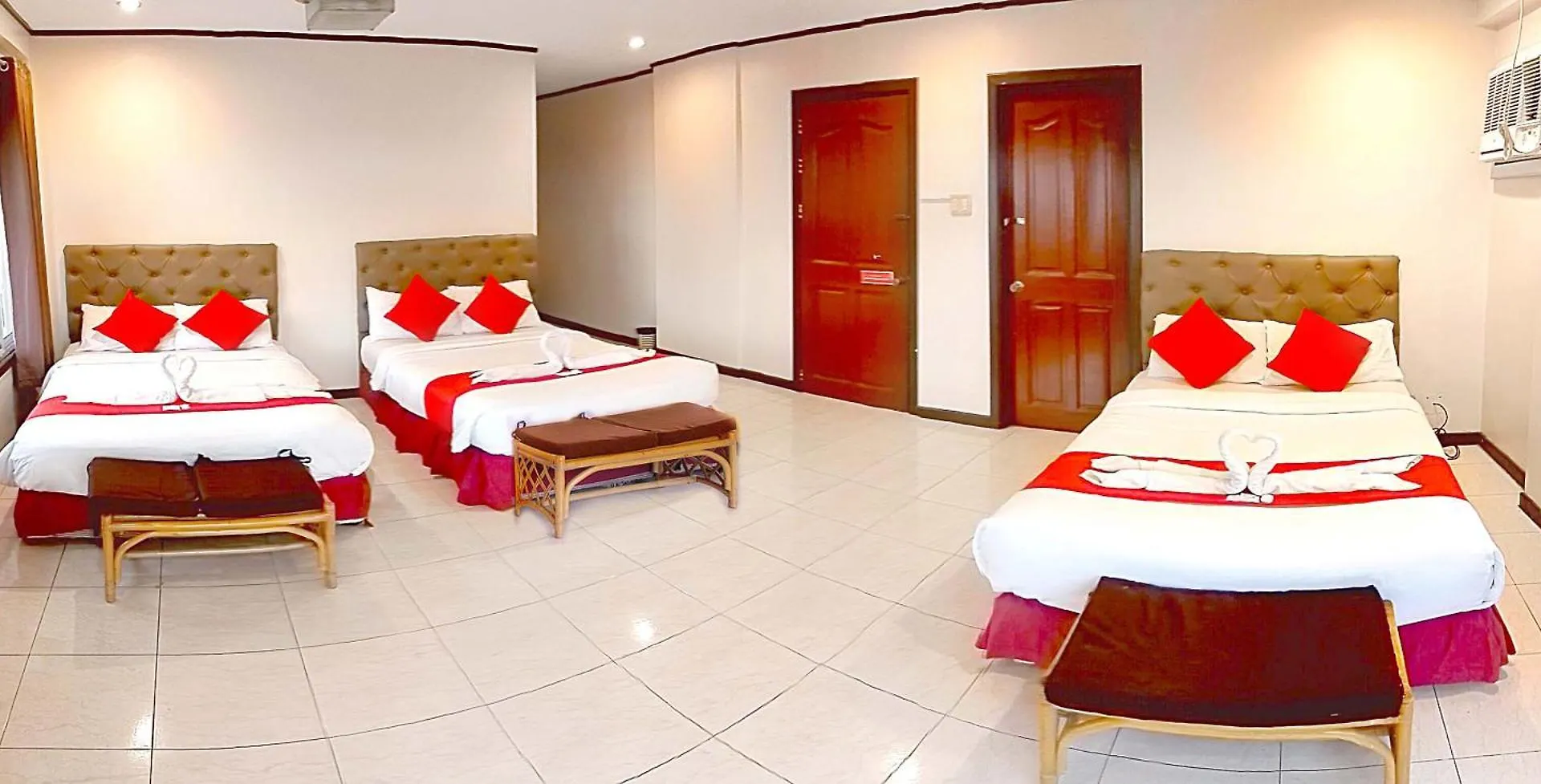 The Humbertos Hotel Davao City
