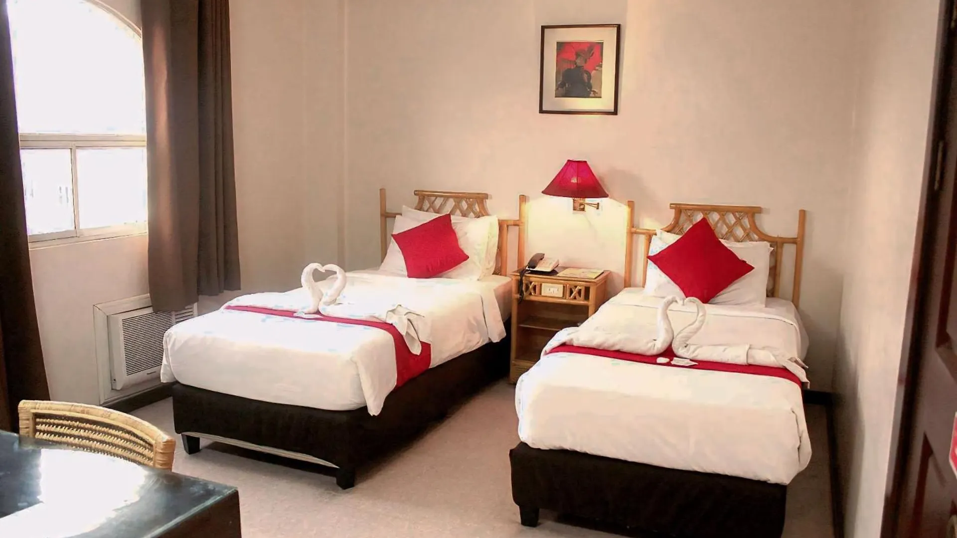 The Humbertos Hotel Davao City 0*,